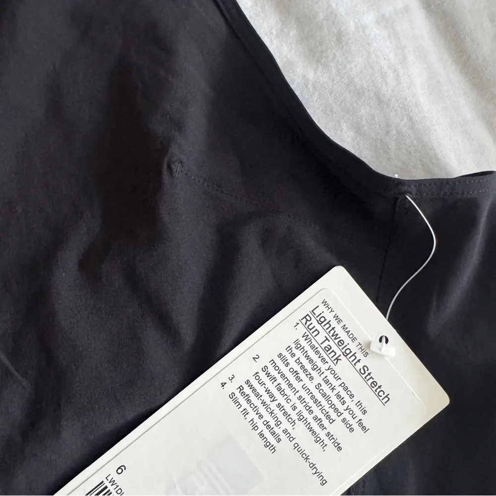 101 Lululemon Lightweight Stretch Run Tank - Black